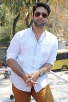 Navdeep Stills